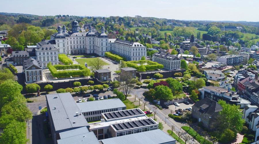 Nos services de location de voitures offrent une sélection diversifiée de véhicules à Bergisch Gladbach.